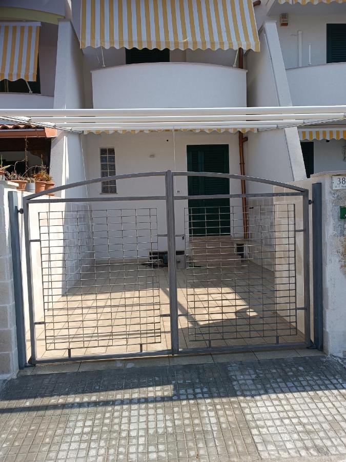 Stanze Villa Morosini Torre San Giovanni Percorso Cammino Salento Esterno foto