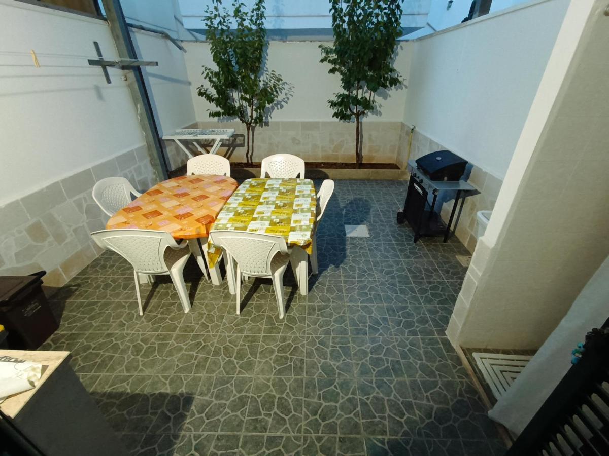 Stanze Villa Morosini Torre San Giovanni Percorso Cammino Salento Esterno foto